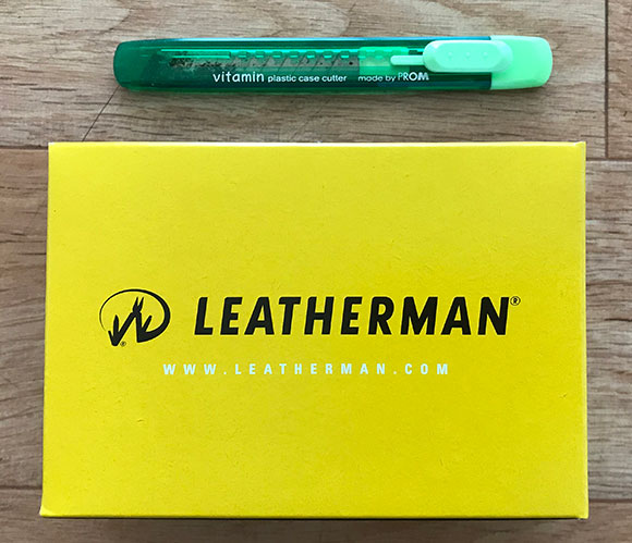 레더맨 멀티툴 윙맨(LEATHERMAN MULTITOOL WINGMAN) 상자